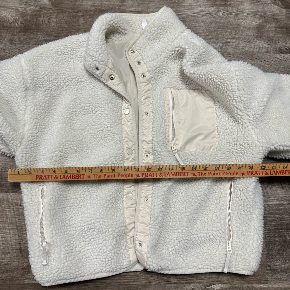 Fabletics Sherpa Button Front Jacket Size Medium - Picture 4 of 6